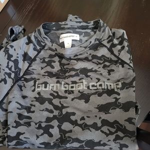Burn boot camp workout top size med